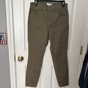 LOFT Women's Skinny Jeans in Olive Green